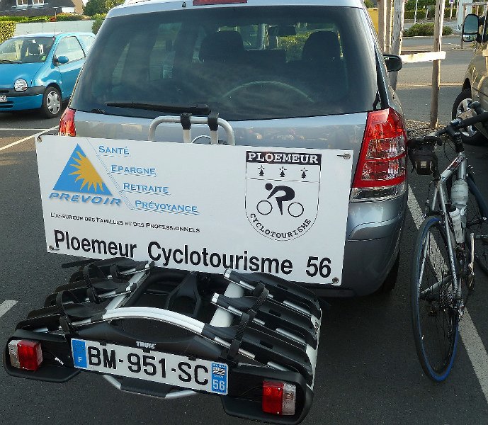 2011-07-03 02 05 On ne passera pas incognito.JPG